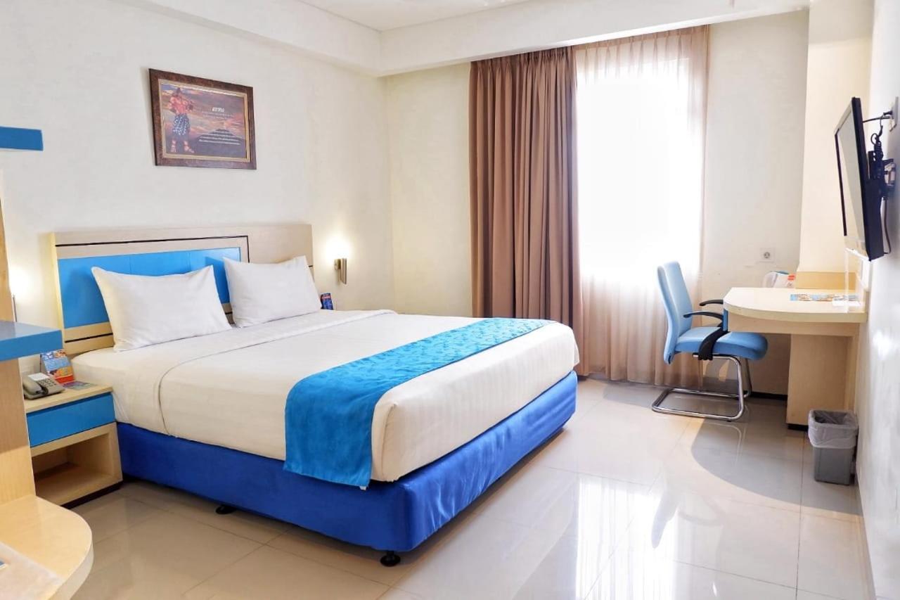 Hotel Brothers Biru Solo Baru Exteriör bild