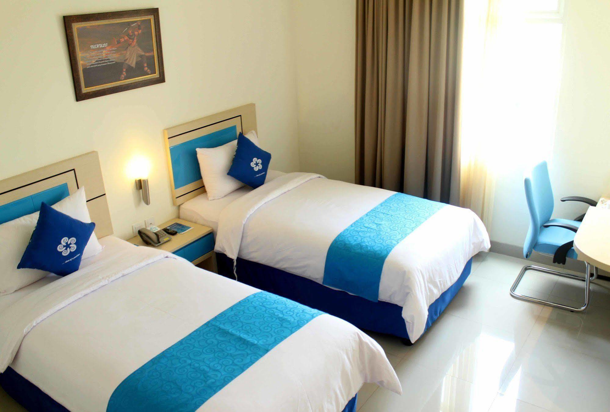 Hotel Brothers Biru Solo Baru Exteriör bild